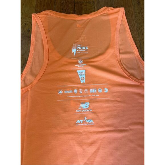 NEW BALANCE LGBT PRIDE 2024 NYRR RACE TOP - Picture 8 of 9